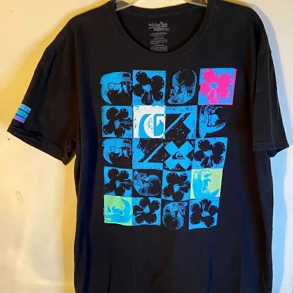 Quicksilver XL Slim Fit Black T-shirt W Skull Logo